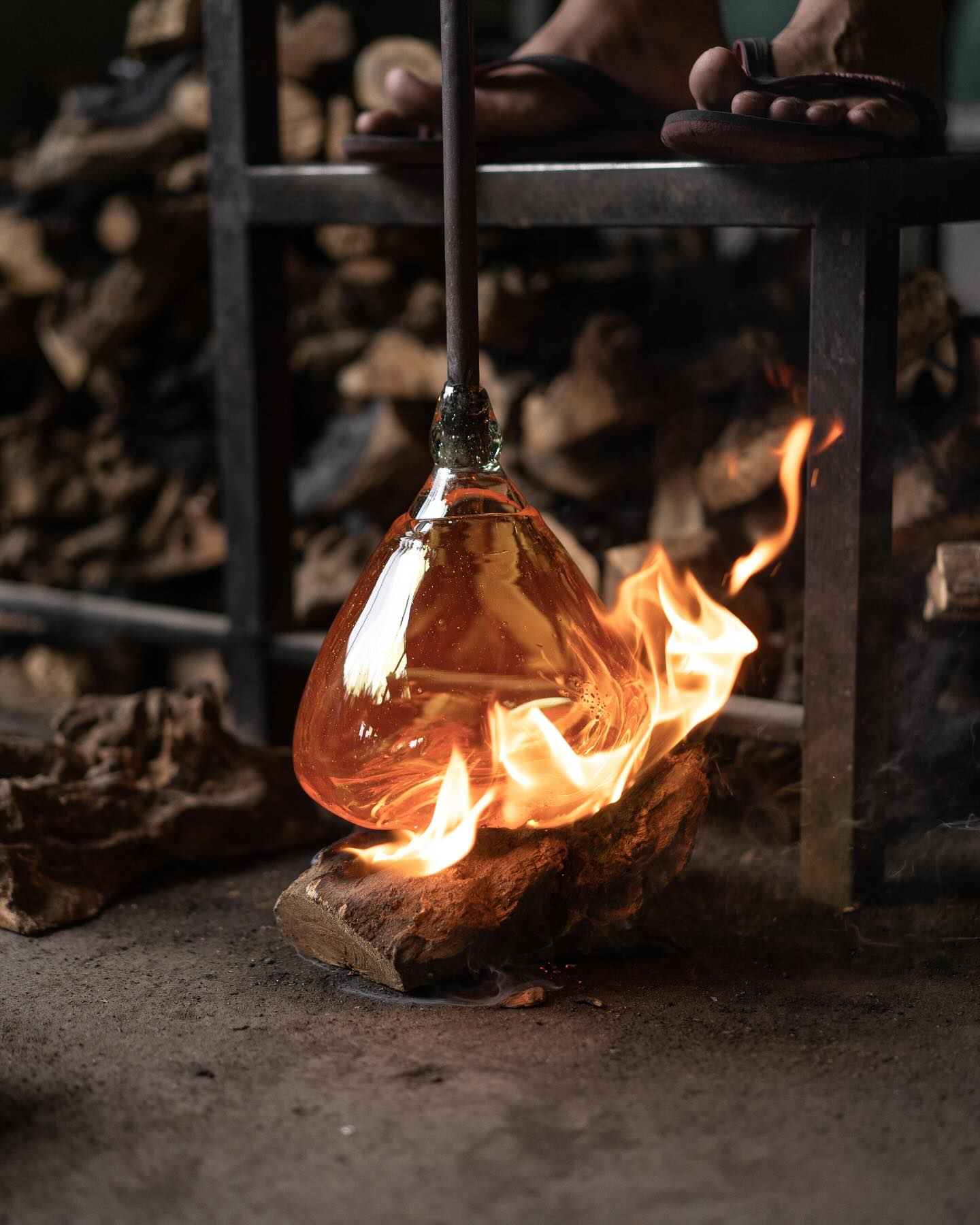 Load video: FESTONI - Venice, Italy